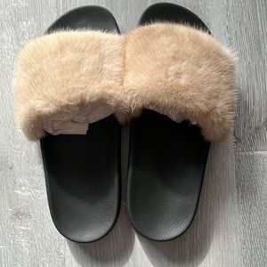 Authentic givenchy mini slides